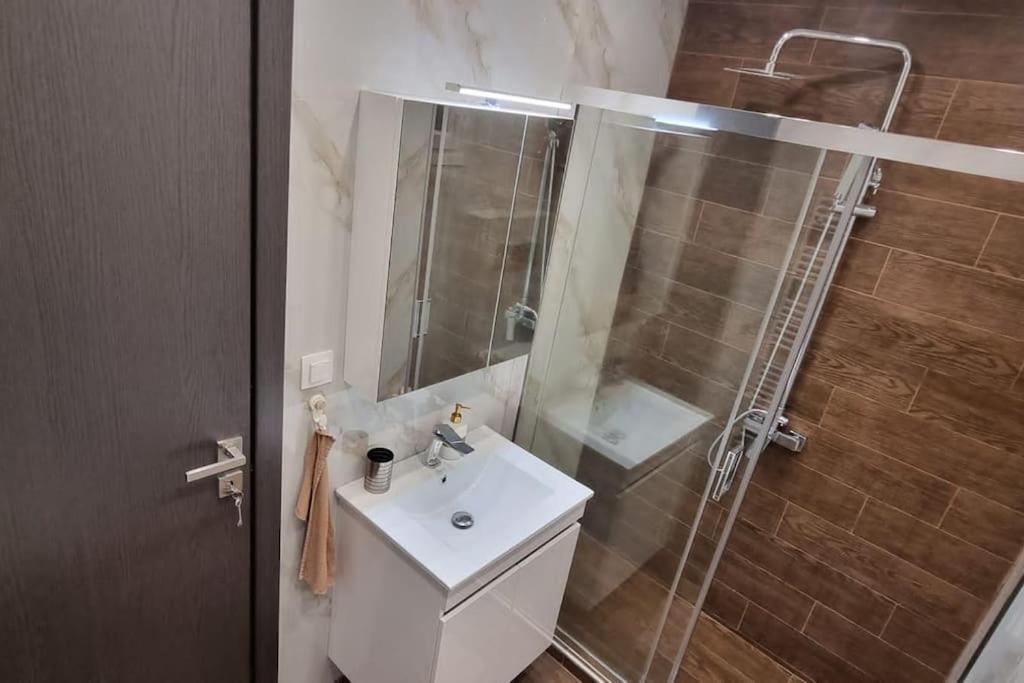 Luxurious Apartment In The Heart Of Thessaloníki Luaran gambar